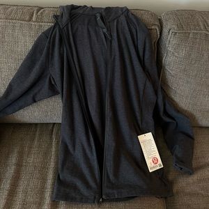 Men’s Lululemon full zip size medium